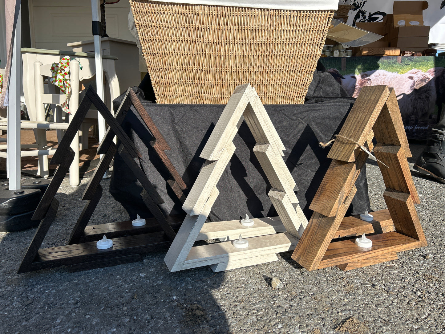 Small tea light trees